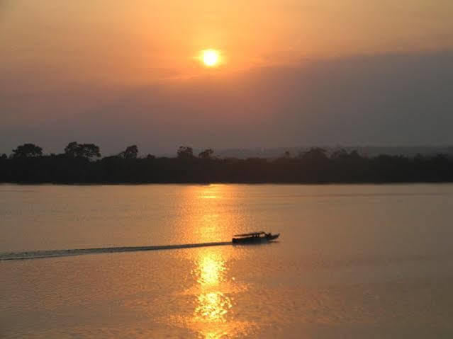 Xingu Praia Hotel Алтамира Экстерьер фото